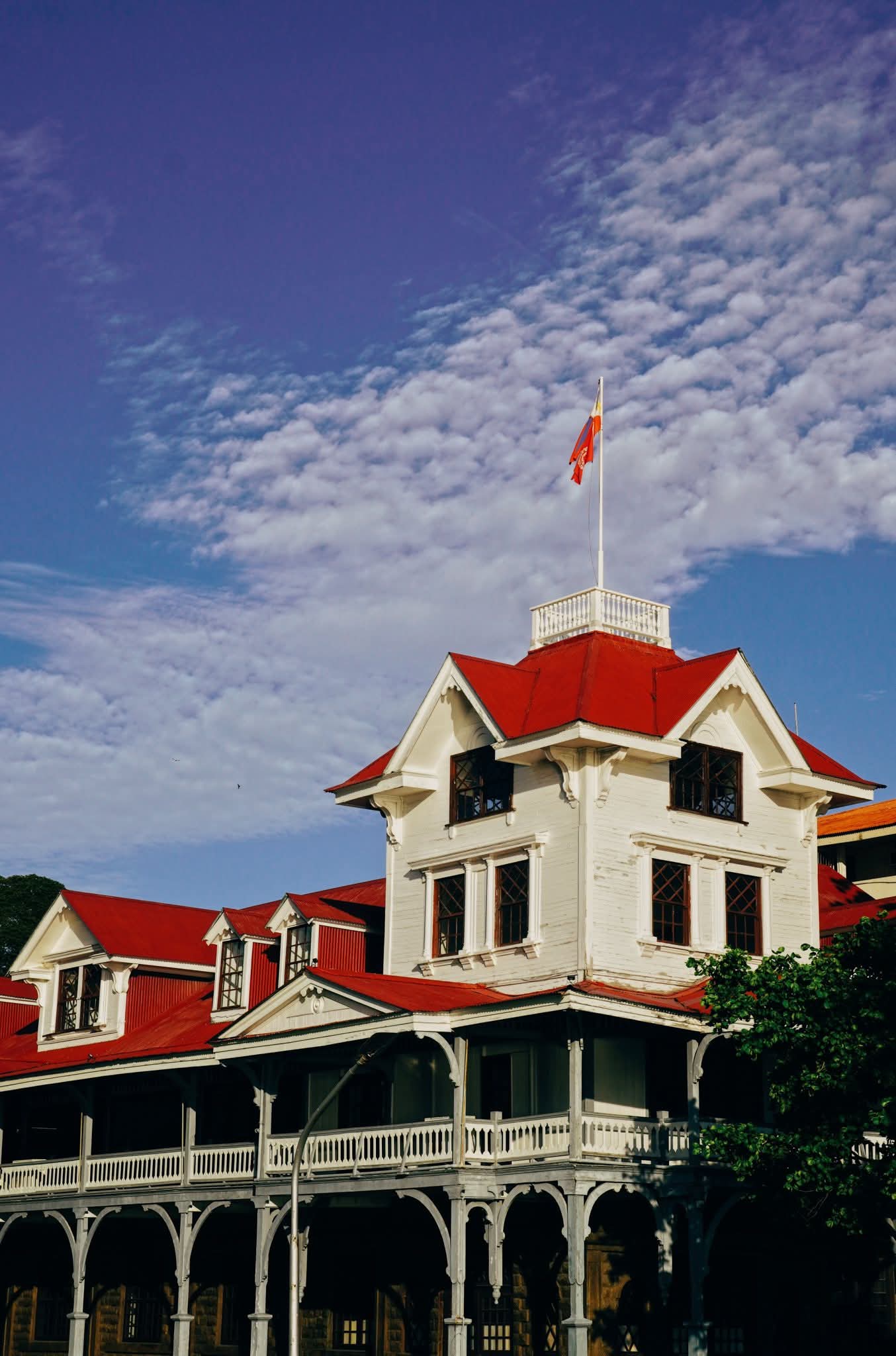 Silliman University Ranks 10th in Philippines, Top in Negros Region