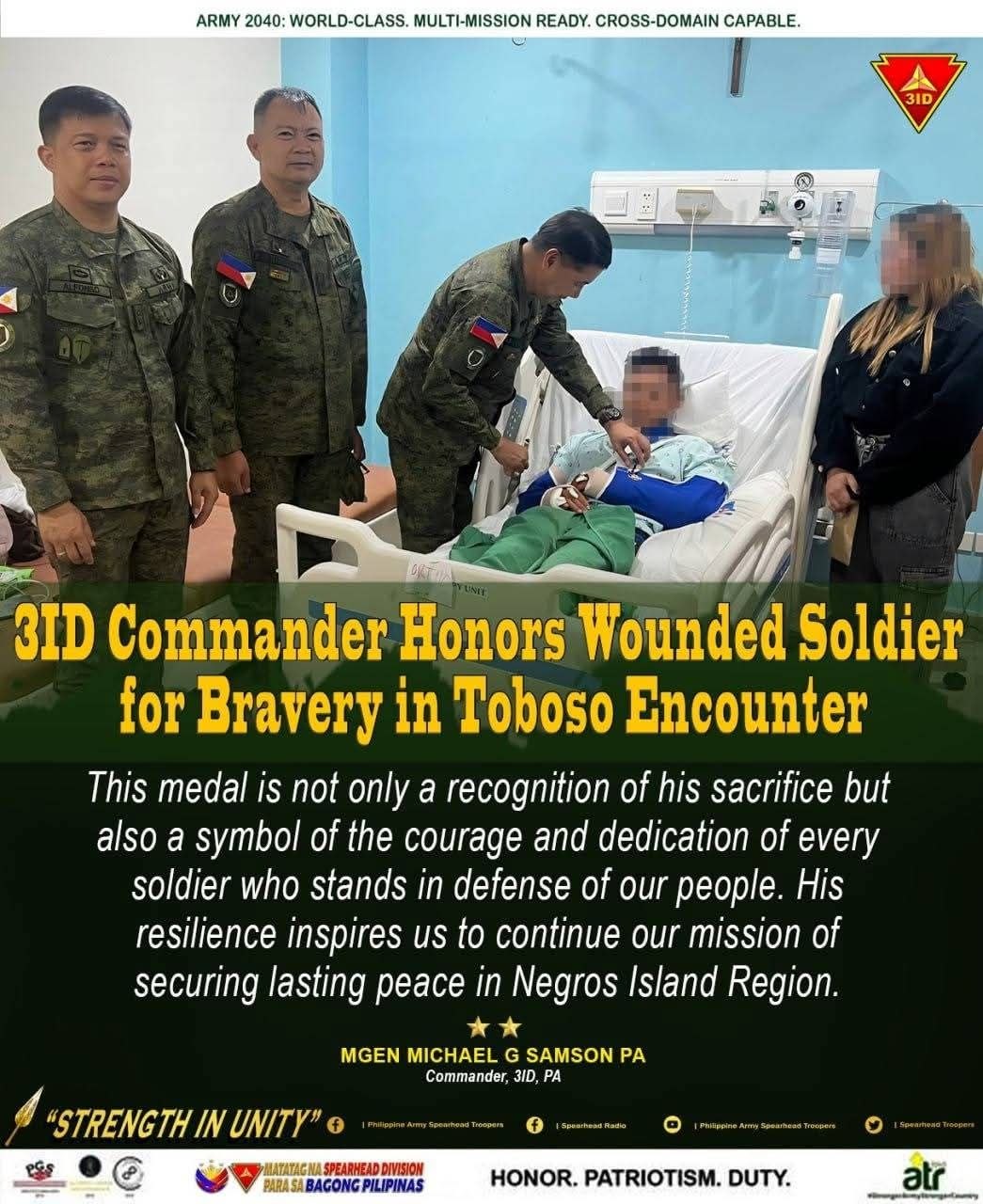 Negros: Army Commander Honors Wounded Soldier for Bravery
