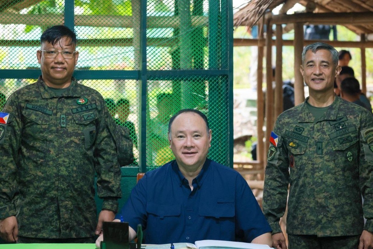 Negros Occidental: Teodoro Lauds LGU-VISCOM Peacebuilding