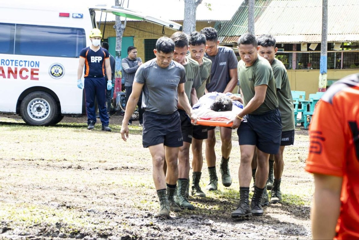 10th Infantry Division Spearheads Quake Relief in Davao Region