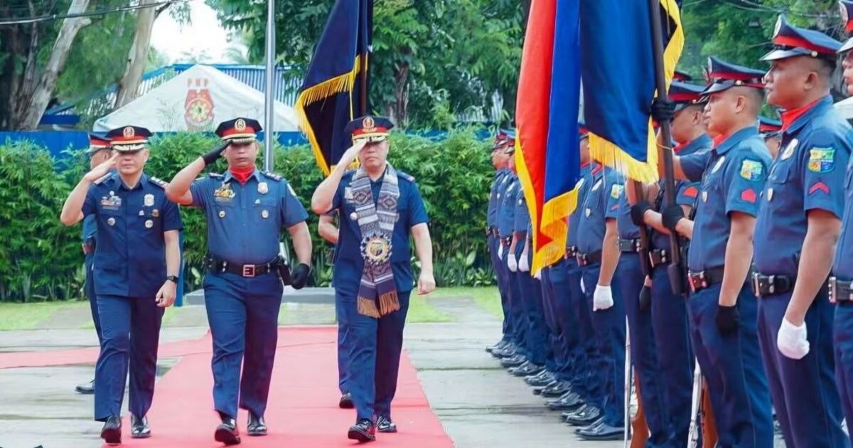 Negros Island Region: PBGEN Reales Takes Command of PRO NIR