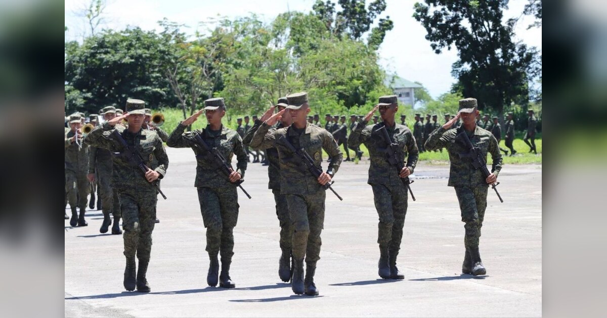 293 Recruits Complete Army Training, Join Active Ranks